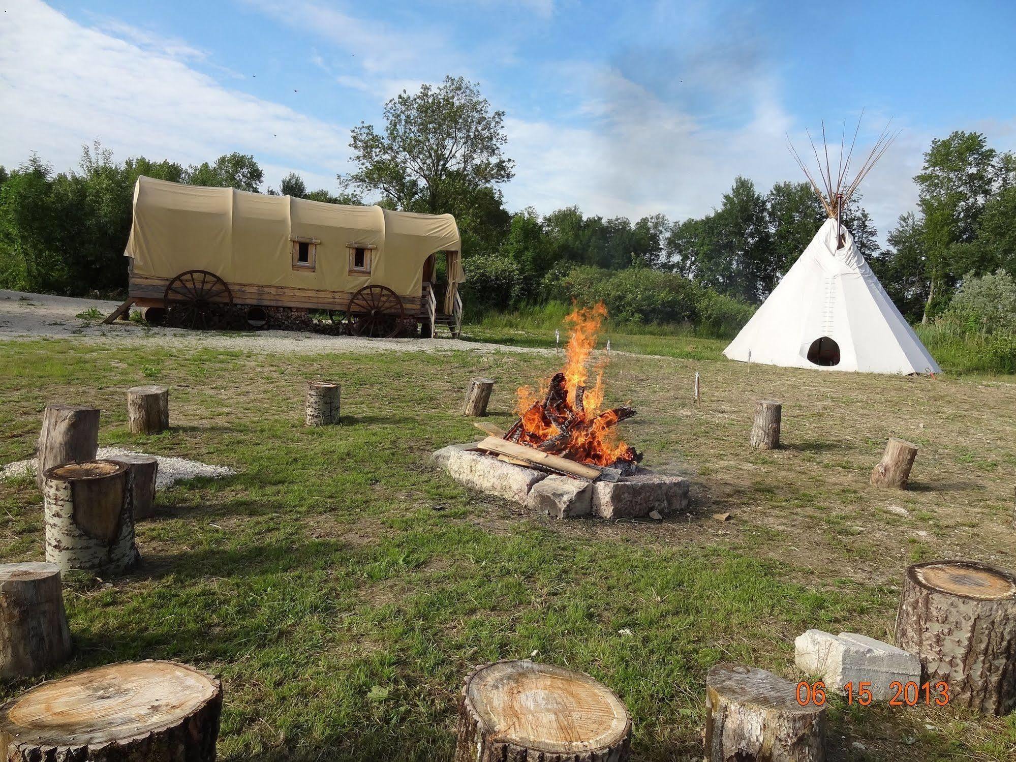 Western City Troyes Barberey-Saint-Sulpice Esterno foto