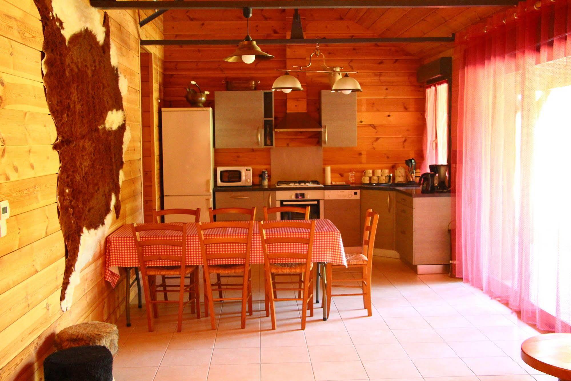 Western City Troyes Barberey-Saint-Sulpice Esterno foto